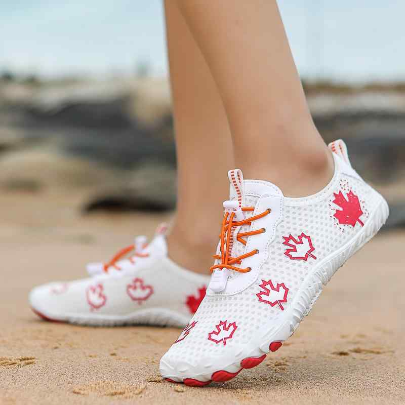 ウォーターシューズ 男女兼用 アクアシューズ マリンシューズ 水陸両用 ビーチ 沢登り トレッキング 快適 軽量 通気性 メッシュアッパー 防滑 ゴム底 ローカ...