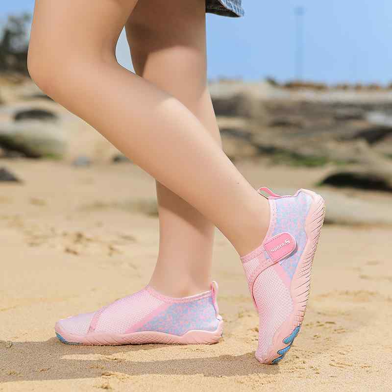 ウォーターシューズ キッズ 男女兼用 マリンシューズ ビーチサンダル 水陸両用 ビーチ プール シュノーケリング 沢登り 磯遊び 潮干狩り 滑り止め 怪我防止 ...