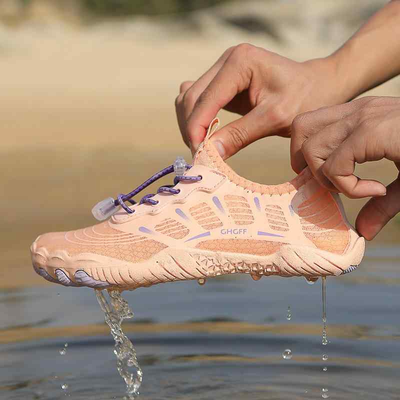 ウォーターシューズ 男女兼用 夏 ビーチ スイム 渓流 サイクリング 登山 フィットネス 速乾 防滑 通気性 軽量 メッシュ 五本指