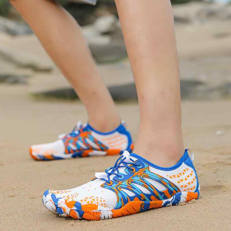 ウォーターシューズ 男女兼用 軽量 速乾 五本指 水陸両用 アウトドア ハイキング マリンシューズ アクアシューズ ビーチ プール 川遊び 水遊び メッシュ 通...