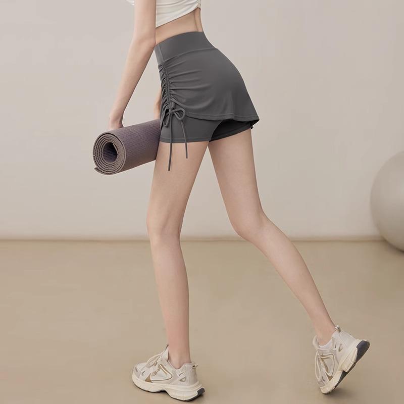 ヨガウェア レディース スカート付きショートパンツ ハイウエスト 腹部引き締め ヒップアップ ランニング トレーニング フィットネス 普段使い 吸湿速乾 伸縮性 ポリエステル グレー 春夏