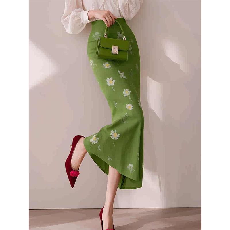 スカート レディース 緑色 小花柄 Aライン フレア ミディ丈 春夏 高級感 上品 エレガント 通勤 ポリエステル ドーパミンカラー(4)