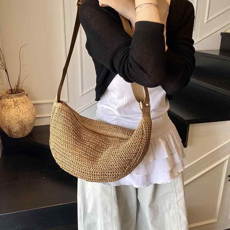 かごバッグ レディース 軽量 草編み ストロー 斜め掛け 水餃子型 ビーチ リゾート 旅行 普段使い ファ..