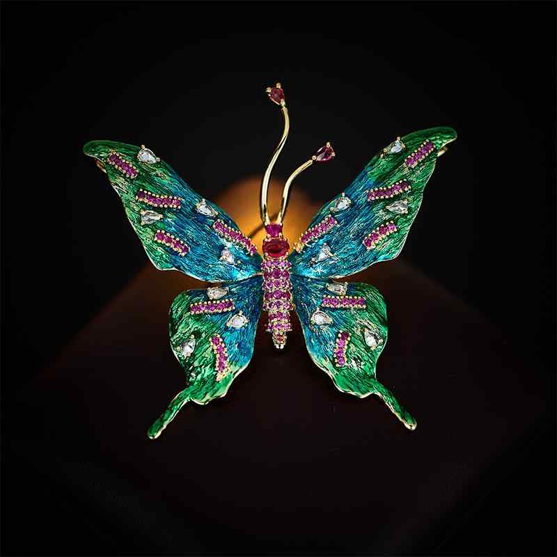 ブローチ レディース バタフライ 高級感 グラデーション エナメル ジルコニア 繊細 上品 レトロ 銅製 コートアクセサリー グリーン系