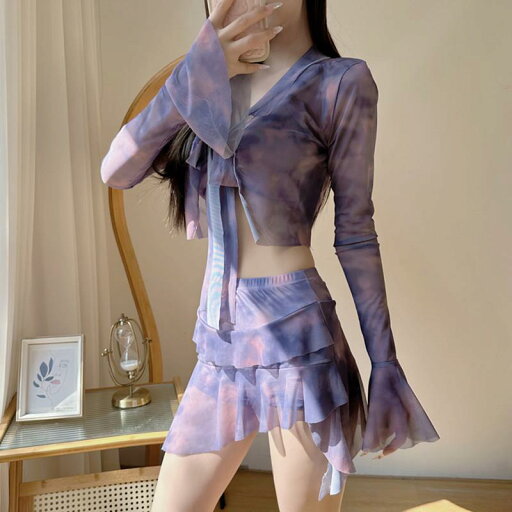 水着 レディース スイムウェア 女性用 ビキニ 4点セット セクシー 着痩せ スタイルアップ 体型カバー 長袖ラッシュガード セパレート スカート プール リゾート 温泉 スパ ポリエステル UV対策 水着 レディース スイムウェア 女性用 ビキニ 4点セット セクシー 着痩せ スタイルアップ 体型カバー 長袖ラッシュガード セパレート スカート プール リゾート 温泉 スパ ポリエステル UV対策