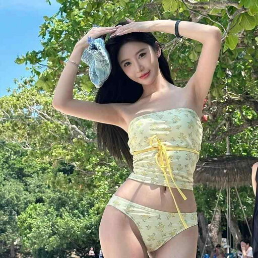 水着 セパレートビキニ レディース セクシー 小花柄 ハイウエスト ホルターネック カップ付き ノンワイヤー ナイロン ストレッチ フェミニン イエロー ビーチ リゾート 温泉 旅行 春夏 水着 セパレートビキニ レディース セクシー 小花柄 ハイウエスト ホルターネック カップ付き ノンワイヤー ナイロン ストレッチ フェミニン イエロー ビーチ リゾート 温泉 旅行 春夏
