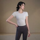 ヨガウェア レディース 半袖Tシャツ スポーツトップス ピラティス ランニング フィットネス ジム 運動用 スリムフィット 細見え 体型カバー 吸湿速乾 ナイロ...