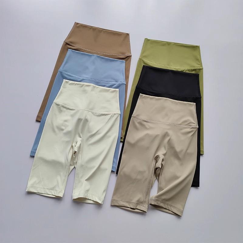 スポーツショートパンツ レディース ハイウエスト 五分丈 ノンストレス シームレス 速乾 伸縮性 ストレッチ ヒップアップ 美尻効果 体型カバー ランニング フィットネス サイクリング 春夏 多色展開