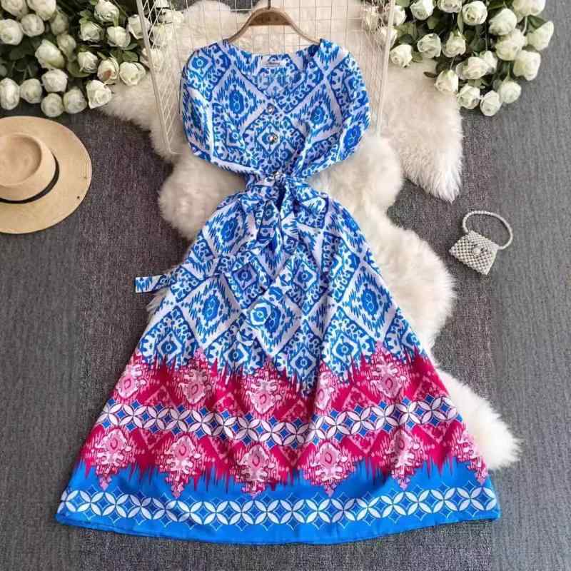 ワンピース レディース 春夏 シフォン 花柄 位置プリント リボン ウエストマーク 細見え ロング丈 Aライン Vネック ドルマンスリーブ 半袖 ハイウエスト リゾート 上品 通勤(4)