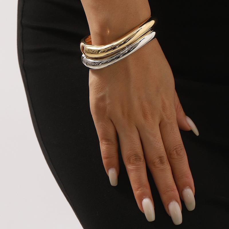 バングル カフリング レディース アシンメトリー 幾何学モチーフ スプリング シンプル 個性的 ファッシ..