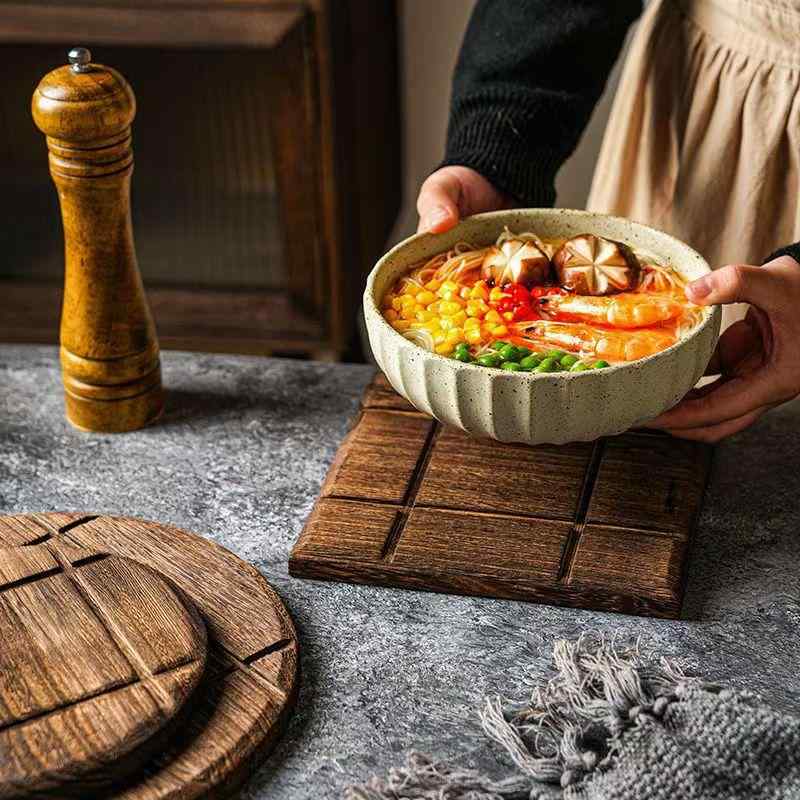 鍋敷き 木製 桐材 ウッド 断熱 耐熱 厚手 大判 丸型 円形 正方形 四角 おしゃれ 和風 無地 土鍋用 ラン..