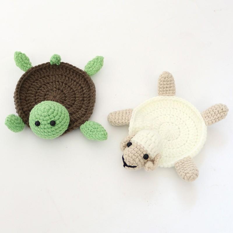 コースター いちご かわいい 手編み ハンドメイド 毛糸 ニット 丸型 キッチン雑貨 テーブルウェア ダイ..