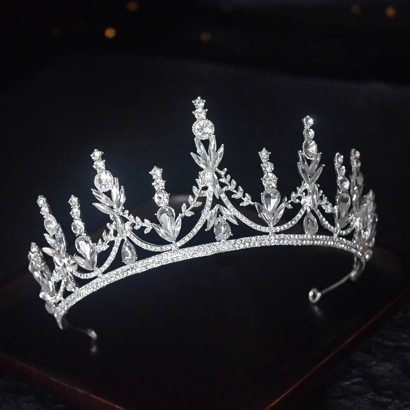 ヘアアクセサリー レディース 女性用 冠 ティアラ 王冠 クラウン ヘッドドレス ラインストーン ジルコニア 合金 シルバー 花嫁 ウェディング 結婚式 披露宴 パーティー お呼ばれ フォーマル 発表会 華やか 上品 韓国風(x2)