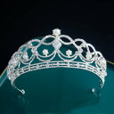 ヘアアクセサリー レディース ティアラ バロック ラインストーン パール 花嫁 ウェディング ブライダル 結婚式 披露宴 二次会 パーティー 発表会 誕生日 プリンセス お色直し フォーマルドレス ホワイト 高品質クリスタル 電気メッキ加工
