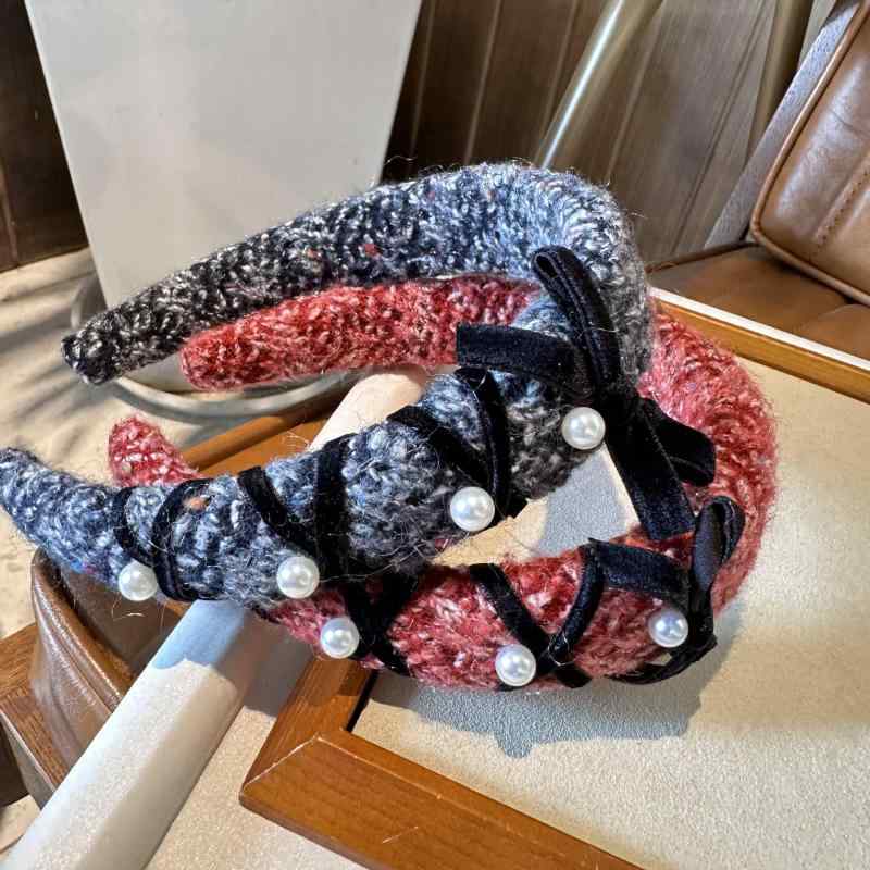 カチューシャ レディース 毛糸 リボン パール インフルエンサー 韓国風 ボリューム感 頭頂部アップ 小..