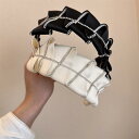 ヘアアクセサリー レディース 韓国風 プリーツ ラインストーン カチューシャ ヘアバンド ヘアクリップ 変形デザイン 個性的 上品 高級感 インフルエンサー 普段使い オフィス カジュアル 布製 ホワイト ブラック 秋