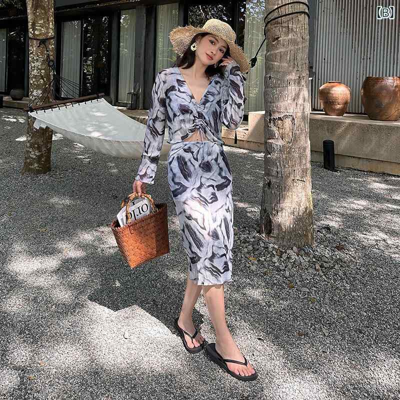 水着 レディース スイムウェア ワンピース 長袖 プリント 体型カバー 大きいサイズ プラスサイズ お腹カバー 露出控えめ 胸パッド付き ポリエステル ミックスカラー