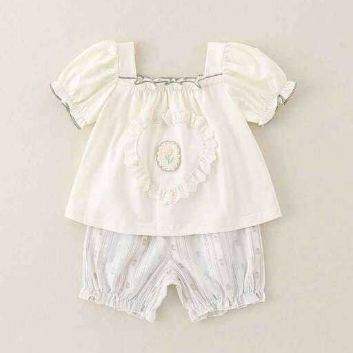 キッズ ベビー 女の子 半袖 ショートパンツ セットアップ かわいい スウィート 花柄 コットン 綿100% 薄手 春夏 お出かけ 普段使い 上下セット アイボリー キッズ ベビー 女の子 半袖 ショートパンツ セットアップ かわいい スウィート 花柄 コットン 綿100% 薄手 春夏 お出かけ 普段使い 上下セット アイボリー