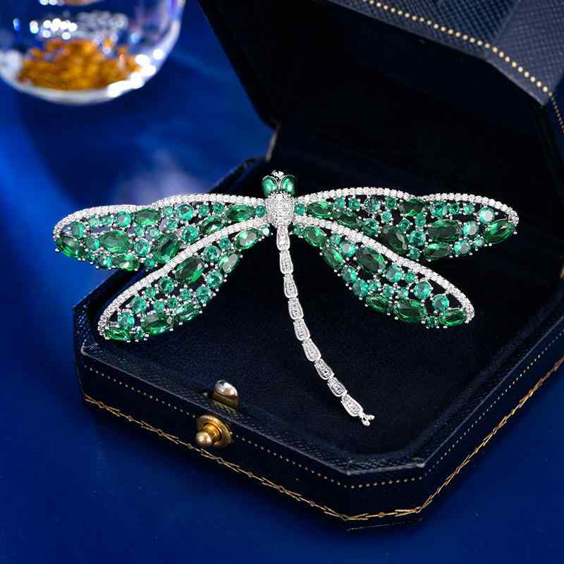 ブローチ レディース レトロ エレガント 高級感 ジルコニア 立体的 トンボモチーフ 動物 銅製 電気メッキ加工 ゴールド シルバー スーツ ジャケット フォーマル オフィス おしゃれ ピン