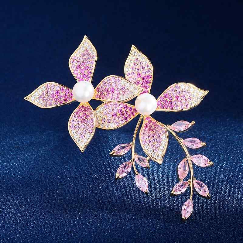 ブローチ レディース 高級感 ジルコニア 淡水パール 花 フラワー エレガント マイクロパヴェ フォーマル パーティー ギフト チャイナドレス アウター コート...