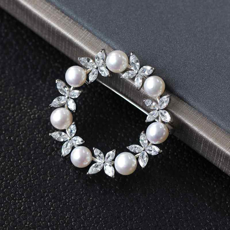 ブローチ レディース 蝶々 バタフライ フラワー リース パール パール 合金 露出防止ピン スーツ ジャケット フォーマル カジュアル アクセサリー ゴールド シルバー 結婚式 お出かけ(4)