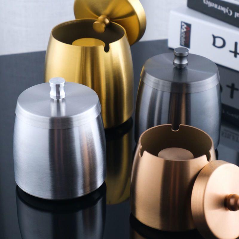 灰皿 ステンレス製 蓋付き 大容量 厚手 円錐形 ホテル 店舗用 家庭用 オフィス 屋外 防風 防臭 スタイリッシュ シンプル モダン アッシュトレイ シルバー...