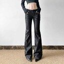 レディース レザー フレアパンツ ローライズ スタッズデザイン セクシー クール 甘辛ミックス ロング丈 ブラック 切り替え 伸縮性 ストリートファッション 秋冬
