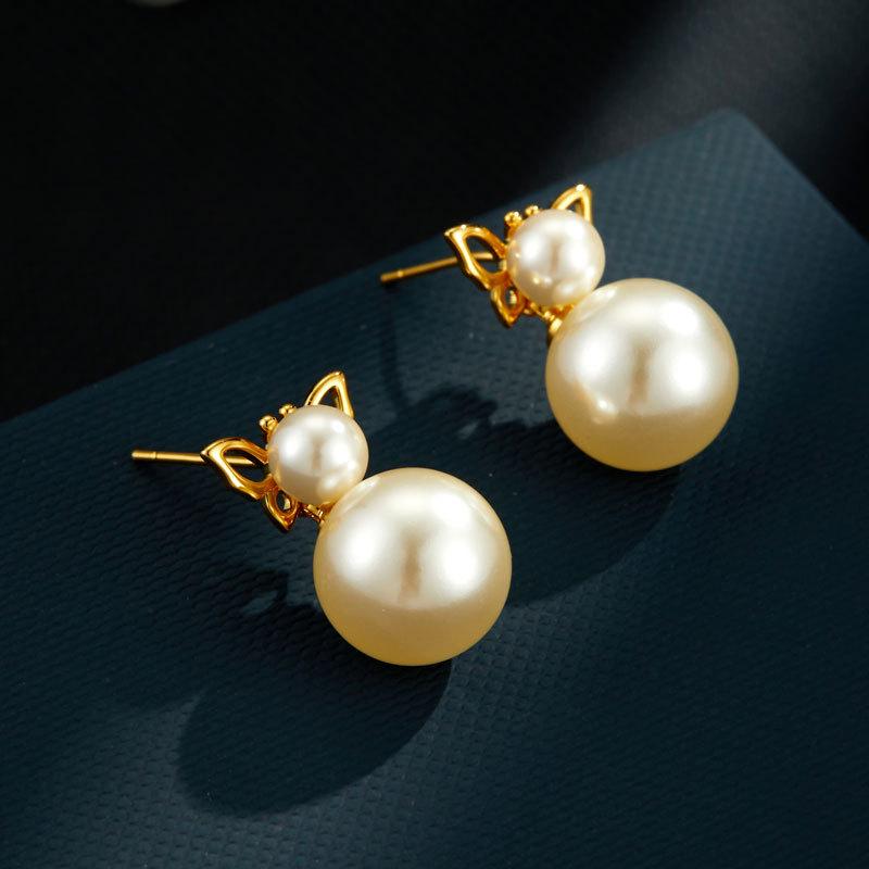 ピアス レディース 蝶 バタフライ フェイクパール S925シルバーポスト 揺れるデザイン 上品 エレガント フェミニン 高級感 普段使い お出かけ(x2)