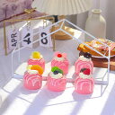 冷蔵庫マグネット ピンク クリームカップケーキ フェイクスイーツ 食品サンプル インテリア雑貨 おしゃれ かわいい ディスプレイ 撮影小物 丸型 リアルなフォー...