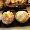 食品模型 パイナップルパン 粉砂糖がけ 本物そっくり 精巧 リアルサイズ 店舗ディスプレイ 撮影用小道具 インテリア雑貨 置物 手触り良い(x2)