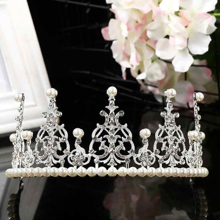 王冠 レディース 結婚式 ブライダル 花嫁 ウェディング ヘッドドレス ヘアアクセサリー 韓国風 バロック風 ティアラ プリンセス 女王様 ゴージャス エレガント 電気メッキ加工 白 合金製