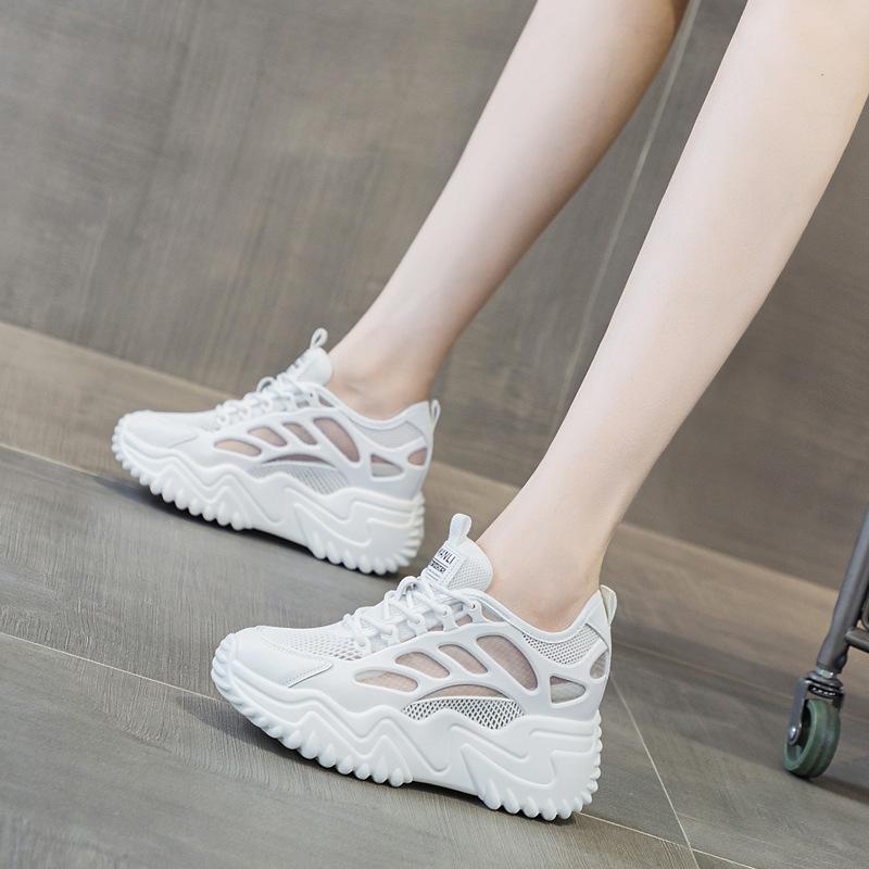 スニーカー レディース 女性用 厚底 シークレットヒール インヒール ウェッジソール メッシュ ラウンドトゥ 通気性 カジュアル スポーツシューズ 普段使い 白 ポリウレタン 春夏
