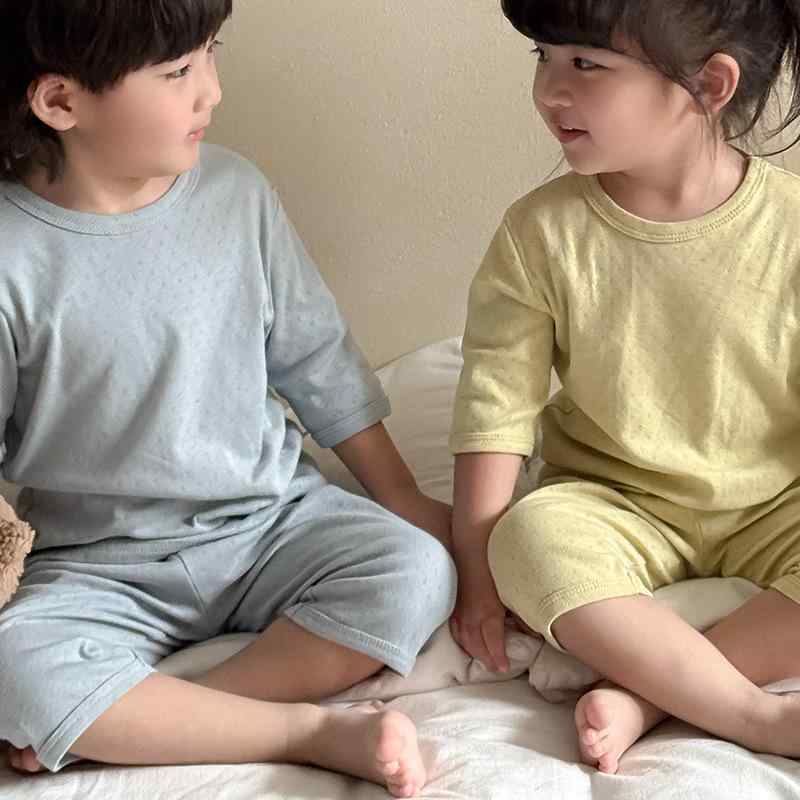 ベビー キッズ ルームウェア 部屋着 男女兼用 パジャマ 寝巻き 上下セット 薄手 綿100% 七分袖 冷房対策 春夏 カジュアル 柔らか素材 無地