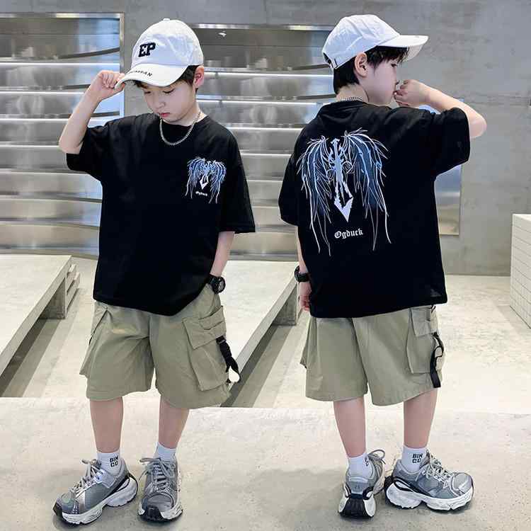 Tシャツ カットソー セットアップ 男の子 ジュニア キッズ 半袖 ハーフパンツ ショートパンツ 半ズボン 夏 薄手 軽量 綿 コットン カジュアル 普段着 部屋着 ブラック ホワイト 2点セット ツーピース(x2)