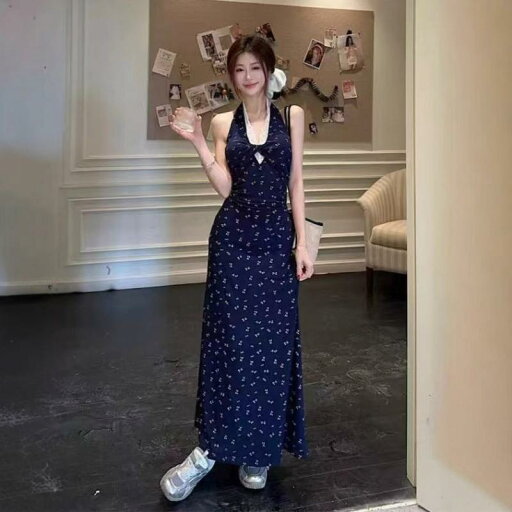 ワンピース レディース 女性用 ホルターネック ノースリーブ 花柄 小花柄 レース 切り替え ウエストマーク Aライン ロング丈 マキシ丈 フレンチシック エレガント フェミニン 上品 ポリエステル ブルー 春夏 リゾート ビーチ ワンピース レディース 女性用 ホルターネック ノースリーブ 花柄 小花柄 レース 切り替え ウエストマーク Aライン ロング丈 マキシ丈 フレンチシック エレガント フェミニン 上品 ポリエステル ブルー 春夏 リゾート ビーチ