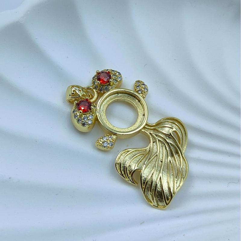 ネックレス 金色 錦鯉 鯉 空枠 セッティング DIY アクセサリーパーツ 銅製 電気メッキ加工 玉髄 象嵌 ..