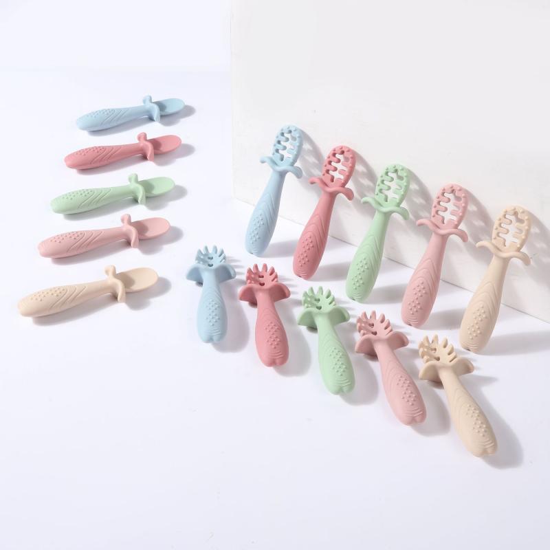 スプーン ベビー 赤ちゃん 子供用 シリコン製 食品用 安全素材 離乳食 果物泥 フルーツピューレ 野菜ピ..