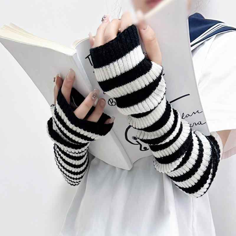 アームウォーマー レディース 秋冬 保温 防寒 ニット ワイド 白黒 ボーダー柄 指なし 指穴 親指穴 韓国..