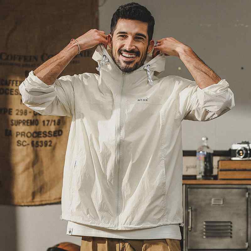 ジャケット メンズ 夏 薄手 軽量 UVカット 接触冷感 高機能 フード付き ジップアップ ナイロン 防風 速乾 アウトドア 旅行 釣り サイクリング レジャー スポーツ 普段使い アメカジ ゆったり カジュアル