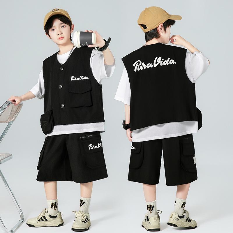 セットアップ 男の子 キッズ スリーピース 春夏 薄手 ベスト 半袖 Tシャツ ハーフパンツ 綿混 ブラック 普段使い お出かけ 通学 カジュアル おしゃれ 快適 ロゴ