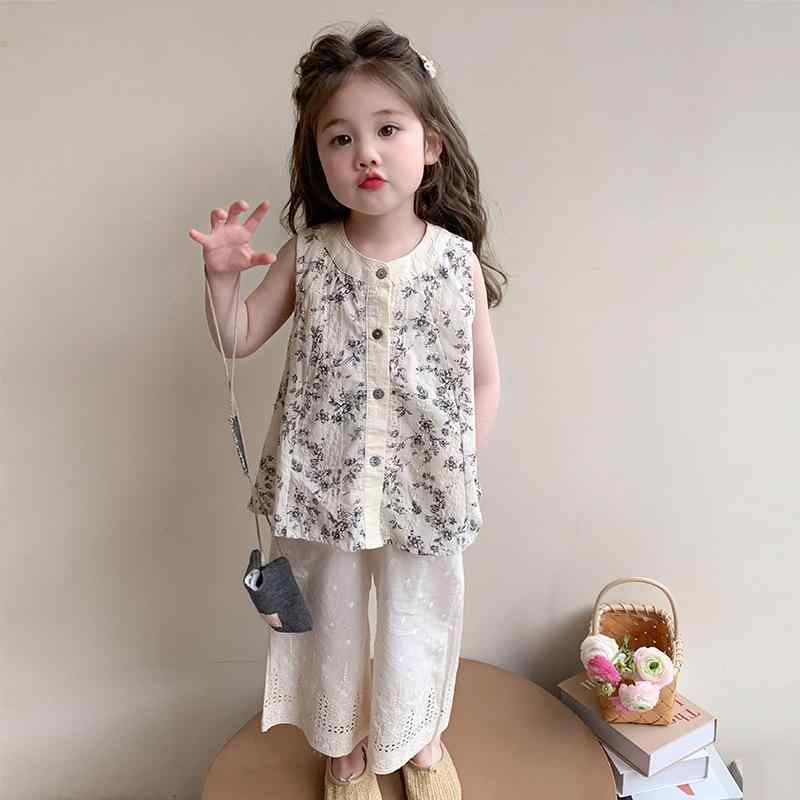 ブラウス キッズ 女の子 小花柄 ノースリーブ フリルパンツ 九分丈 上下セット 韓国風 森ガール風 夏 薄手 綿混 柔らかい お出かけ カジュアル
