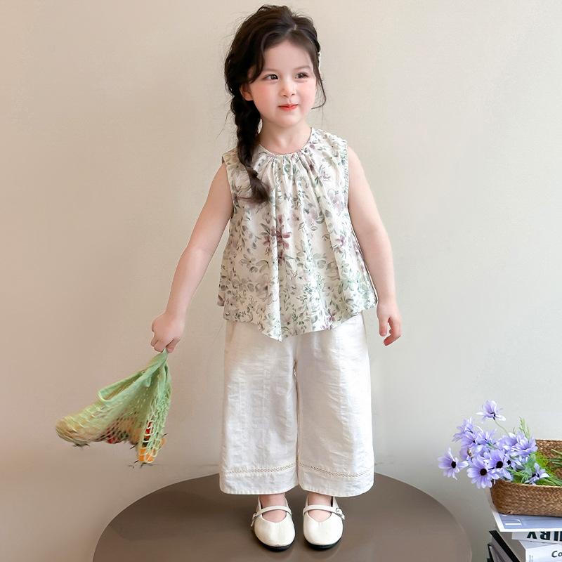 キッズ 女の子 夏服 ノースリーブ 9分丈パンツ セットアップ 薄手 柔らかな肌触り 綿混 2点セット 韓国風 ナチュラル カジュアル