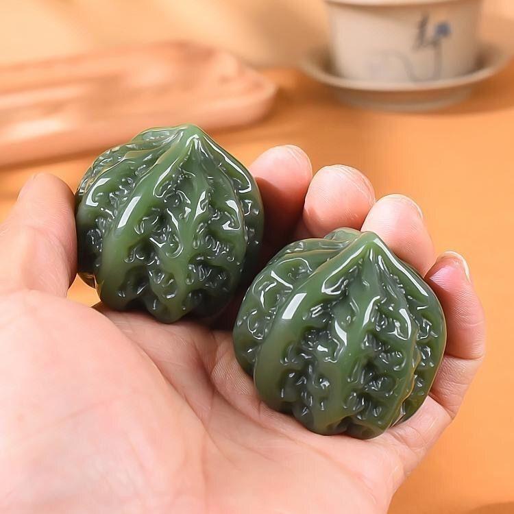 健康球 和田玉 白玉 ほうれん草碧玉 天然石 くるみ型 手彫り 握り玉 握力強化 ストレス解消 リラックス..
