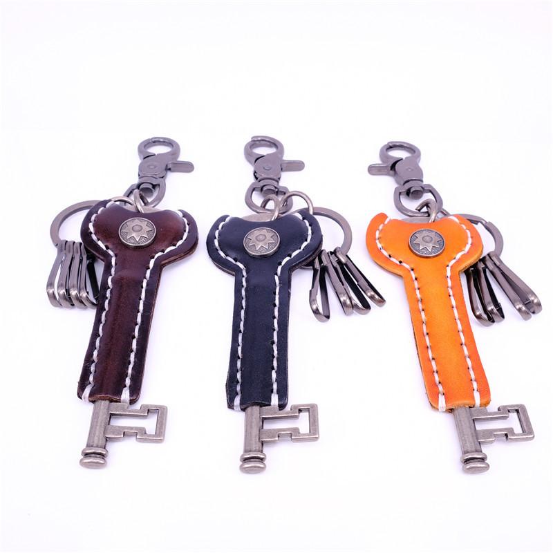 キーホルダー 牛革 本革 トップグレインレザー 植物タンニンなめし革 タンニンレザー 合金 手縫い ハン..