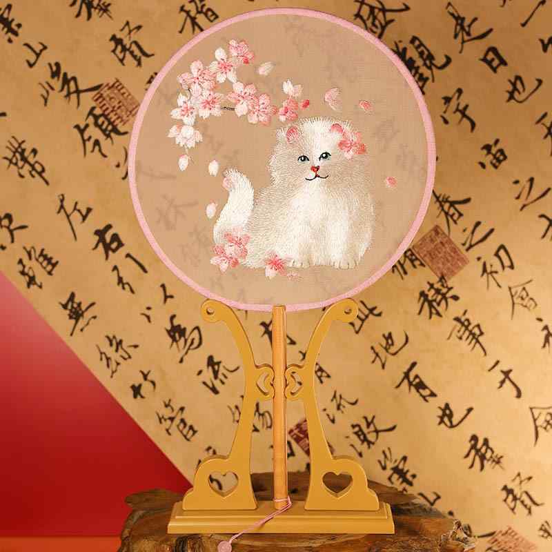 うちわ 円形 両面刺繡 中国風 絹製 ハンドメイド 木製 扇 漢服 舞踊 ダンス 舞台用 小道具 和装小物 観..