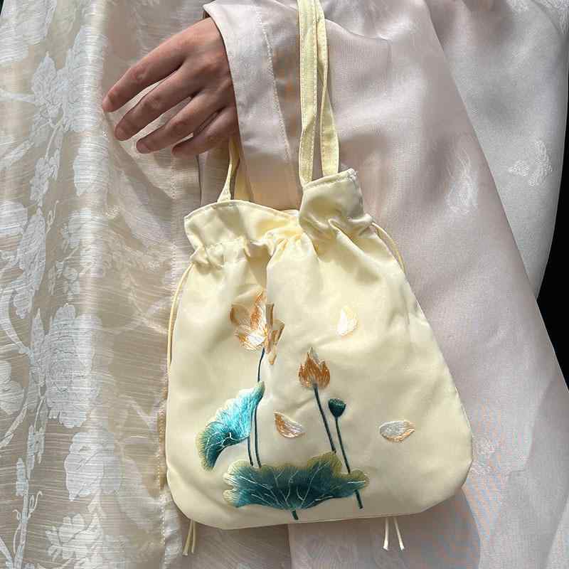 巾着 バッグ 蘇州刺繍 和風 漢服風 レトロ ハンドバッグ ショルダーバッグ クロスボディ チャイナドレスバッグ バケツ型 ミニ キャンバス ベージュ 金蓮刺繍 通年 エレガント 上品 普段使い 合わせやすい