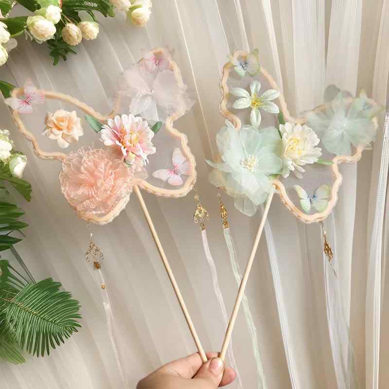 うちわ 中国風 レトロ 古風 蝶 絹花 刺しゅう 団扇 夏 舞踊用 手作り ハンドメイド 絹製 浴衣 着物 和..