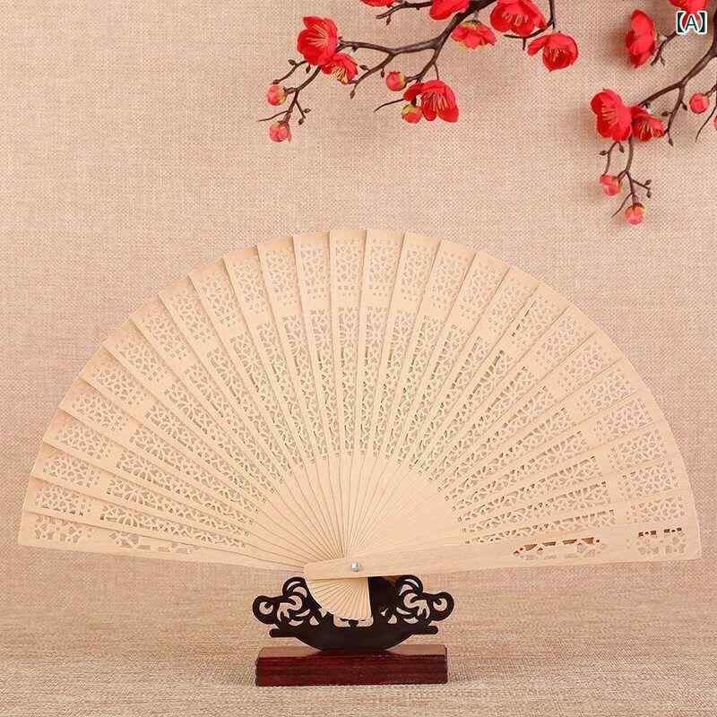 扇子 レディース 白檀 香木 木製 折りたたみ 透かし彫り 舞扇 和風 ダンス イベント 浴衣 着物 和装 お..