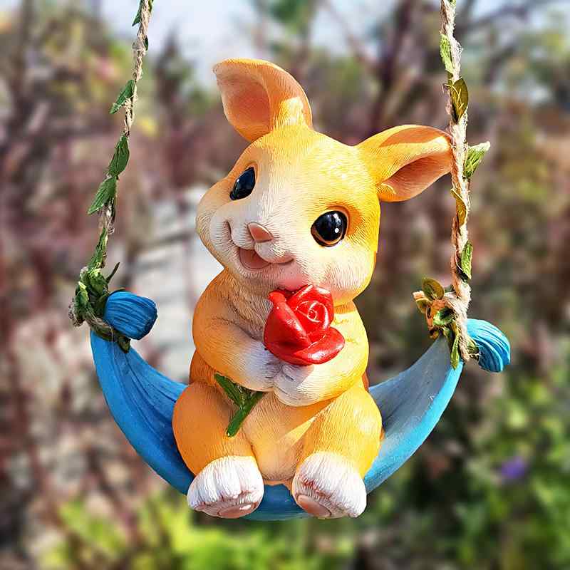 ガーデンオーナメント うさぎ ブランコ 吊り飾り 庭 ベランダ 屋外 玄関 樹木 かわいい 樹脂製 オブジ..