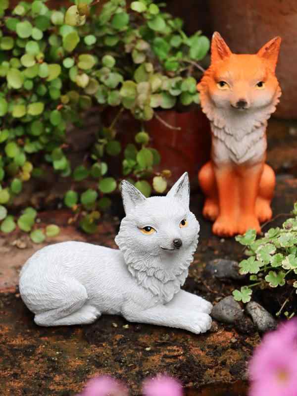 ガーデニング 置物 九尾の狐 樹脂製 かわいい オーナメント 屋外 庭 庭園 ベランダ バルコニー 多肉植..